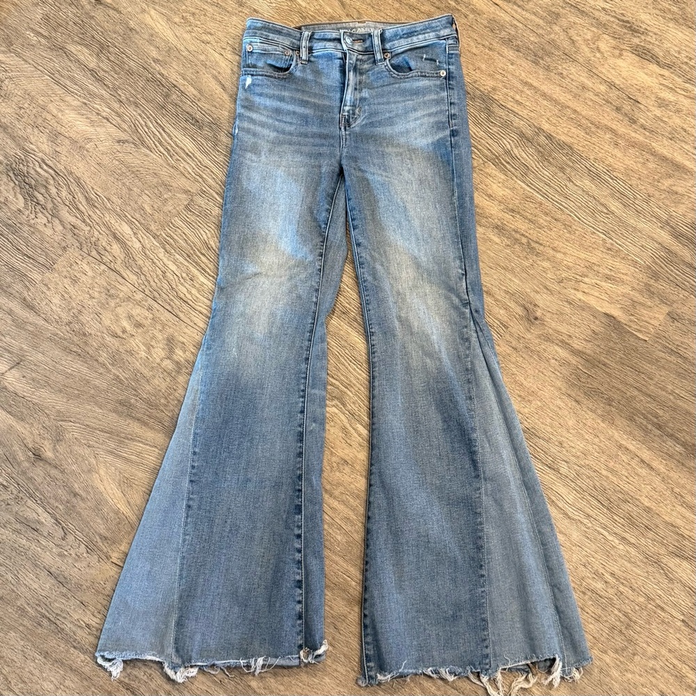 American Eagle Outfitters Light Wash Bell Bottom Flare Jeans Two Tone